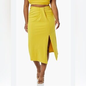 Faux wrap midi skirt from Terea. Lemon yellow. Size Medium